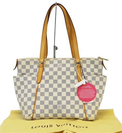 does louis vuitton have outlet stores|louis vuitton outlet original.